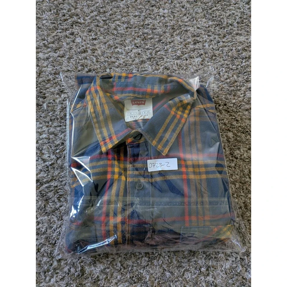 Levi's‎ 2-Pocket Flannel Shirt Button Up Long Sleeve Medium Blue Yellow Red